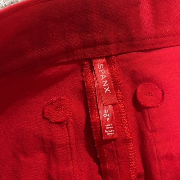 SPANX Bold Red Ponte Kick flare pants - cropped - size small- great condition - Picture 2 of 6